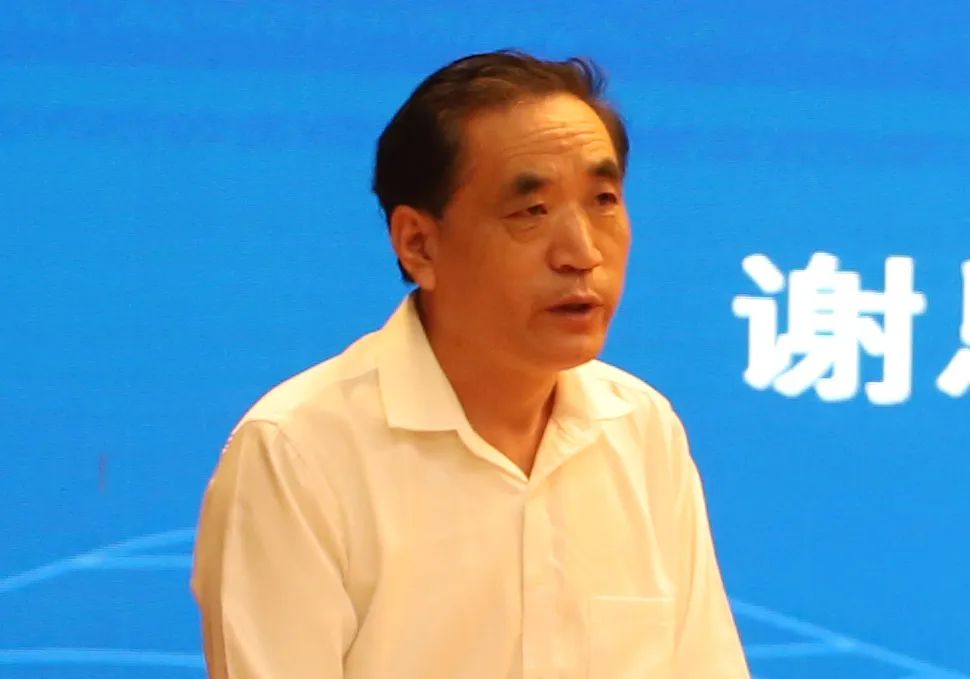 5、山東省發(fā)展和改革委員會城鎮(zhèn)化辦副主任  謝恩年.jpg